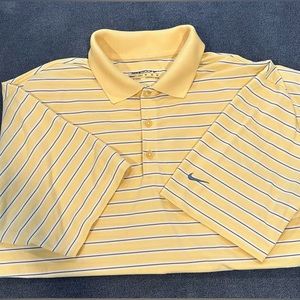 Men’s Nike Golf Shirt Size Med